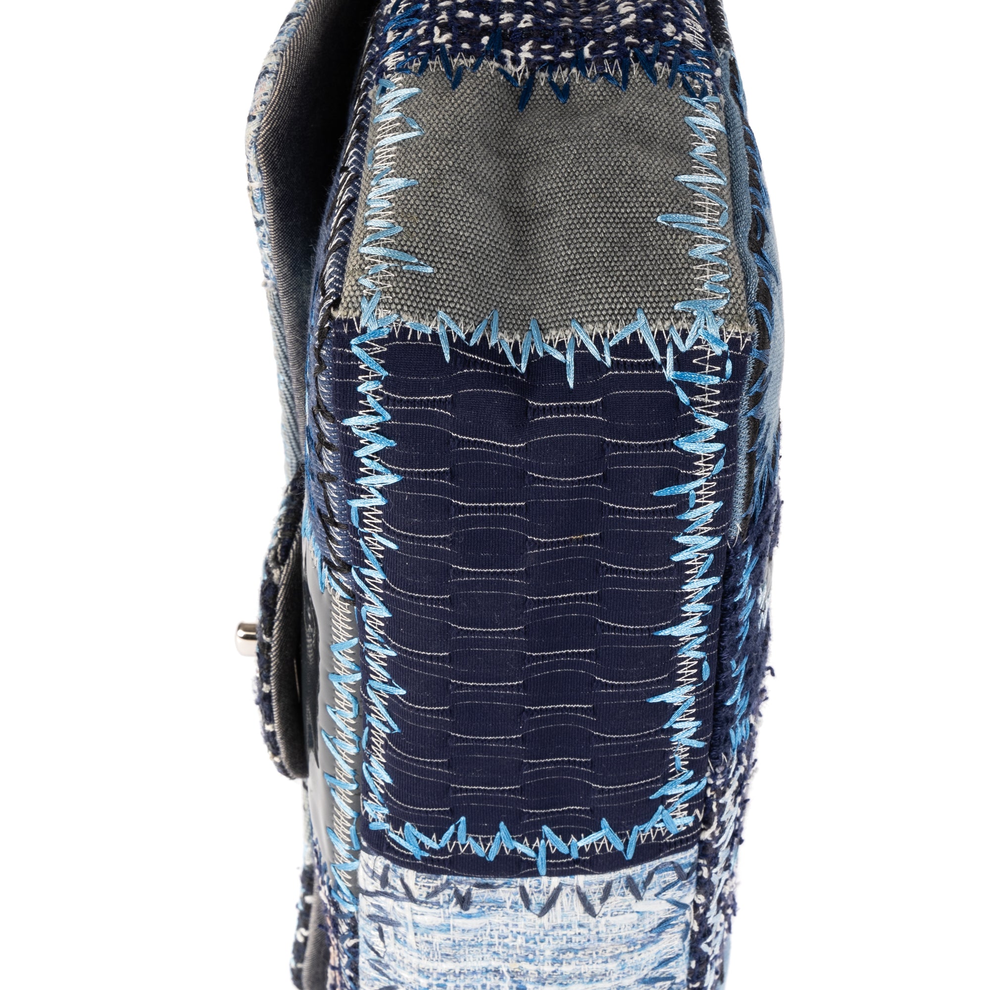 Chanel - Édition Limitée Grand Sac Classique à Rabat Patchwork - Bleu Denim