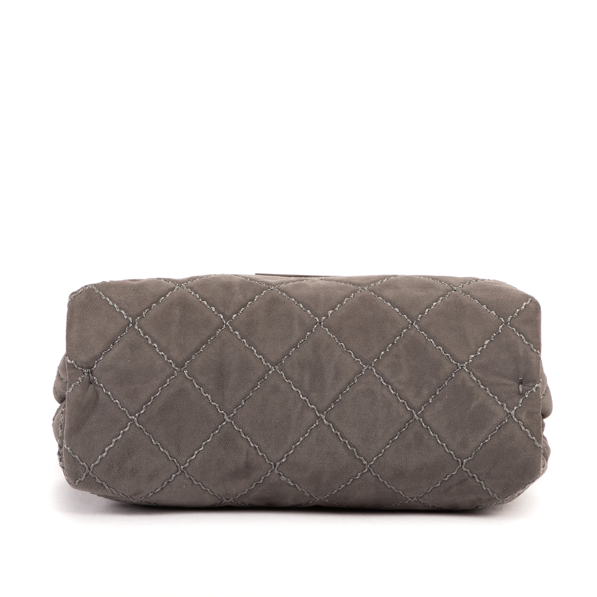 Sac bandoulière Beckett à rabat en daim gris