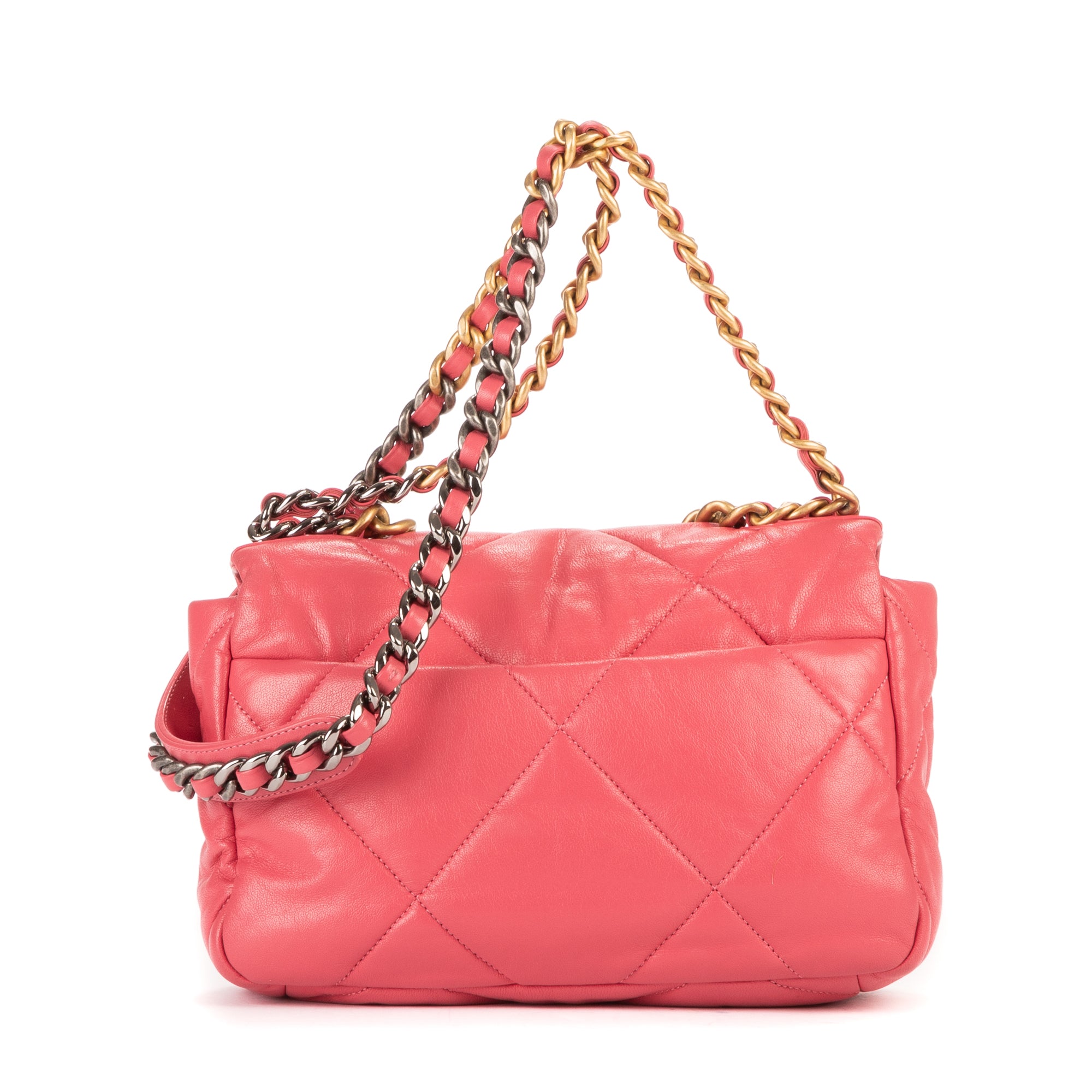 Shoulder Bag Classic 19 Flap Pink Calfskin Quilted Leather