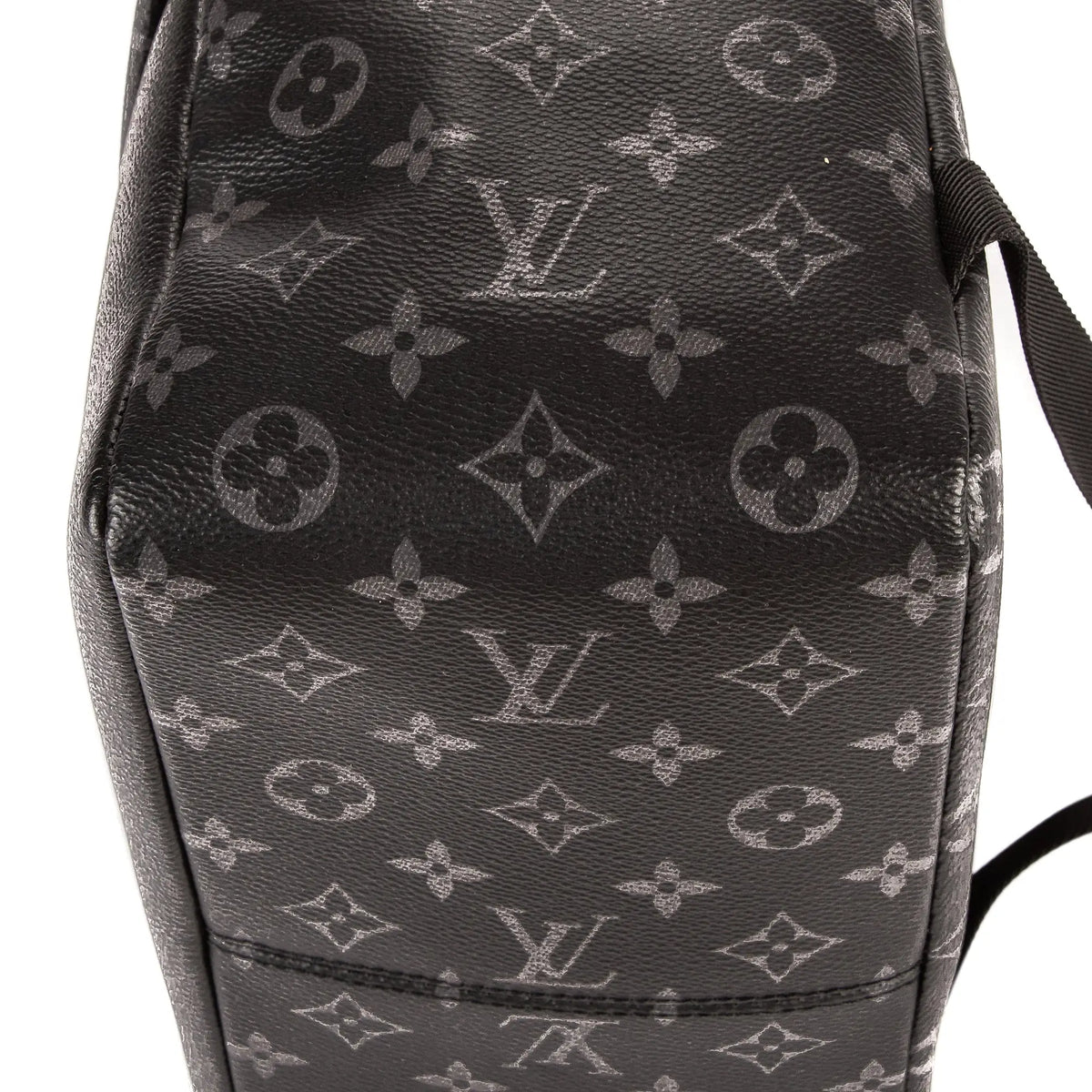 Mochila New Saumur Backpack Gris Monogram Eclipse