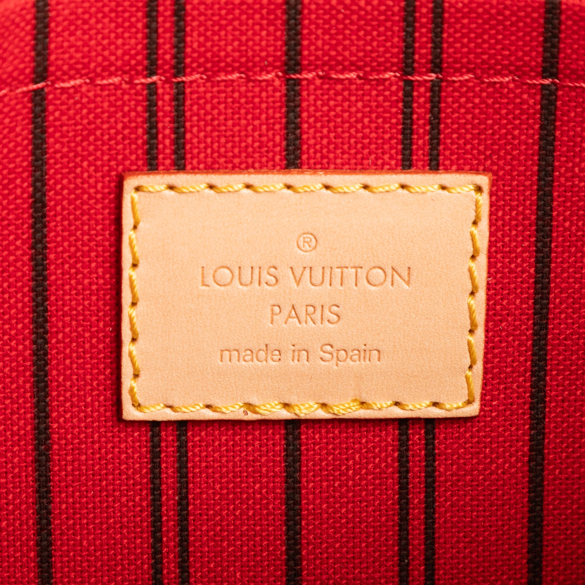 Bolsa Pochette Neverfull Lona Monogram Marrón