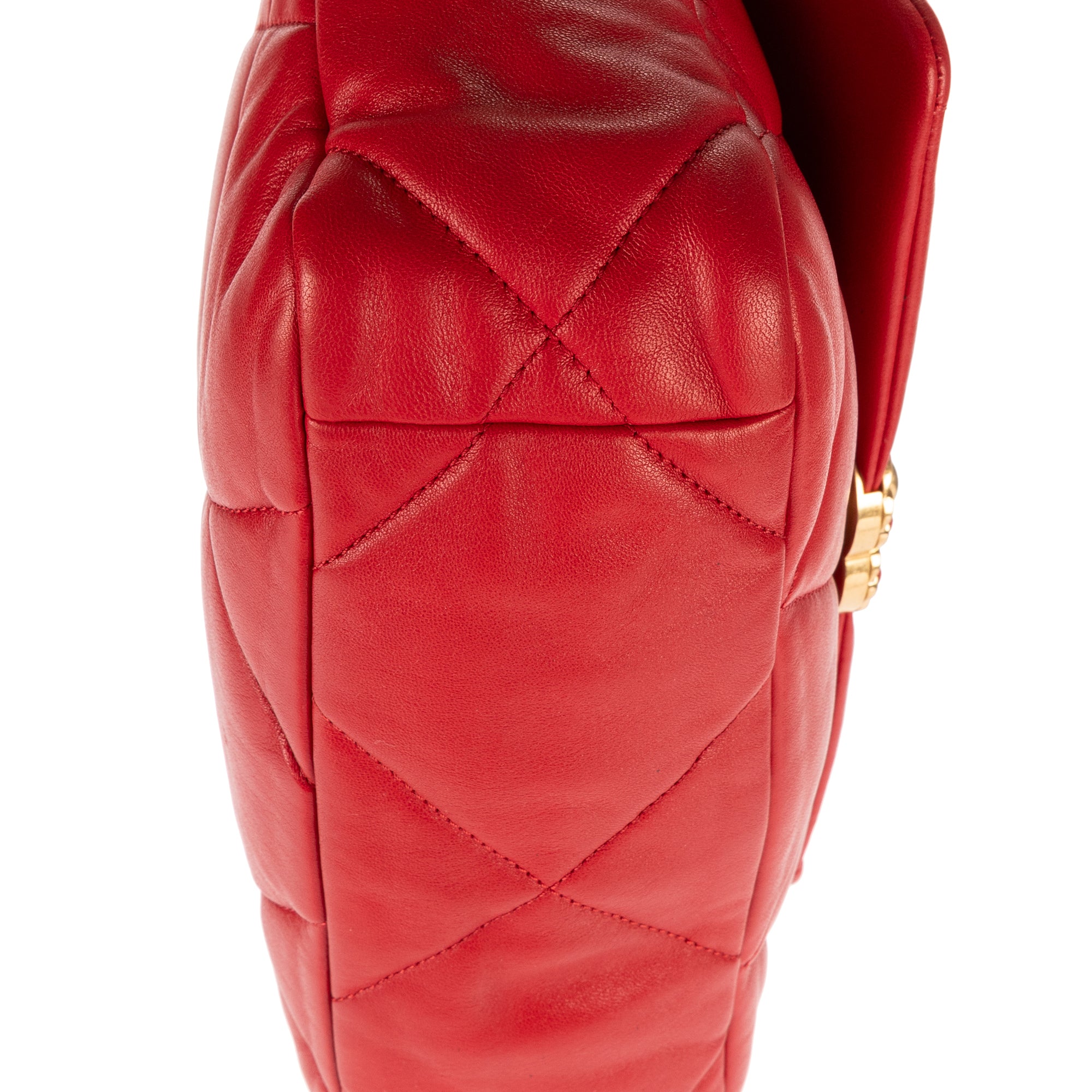 Handbag Classic 19 Flap Red Lambskin Quilted Leather