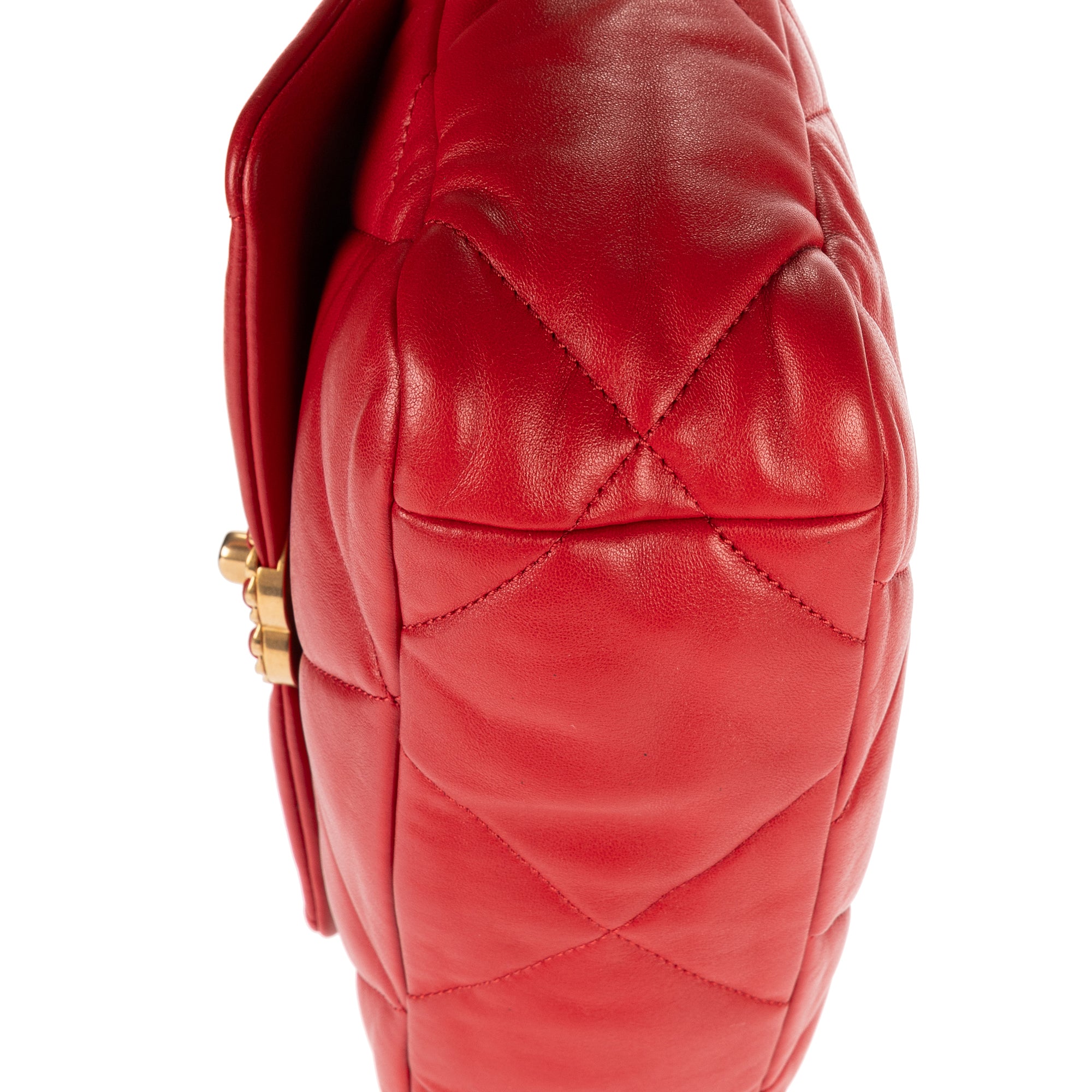 Handbag Classic 19 Flap Red Lambskin Quilted Leather