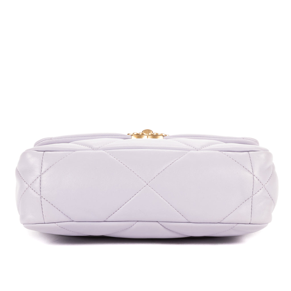 Shoulder Bag Classic 19 Flap Purple Lambskin Quilted Leather