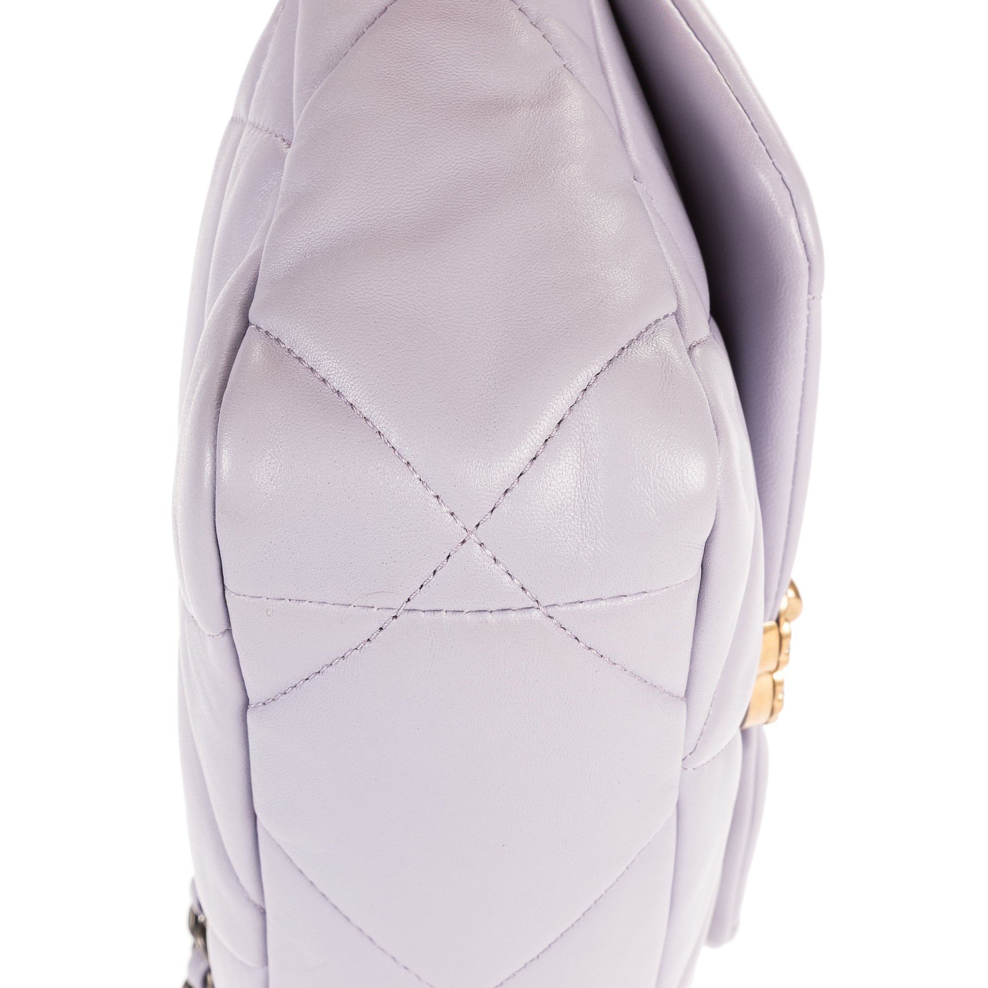 Shoulder Bag Classic 19 Flap Purple Lambskin Quilted Leather