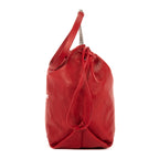 Bandolera Teddy tipo cubo de cuero liso rojo