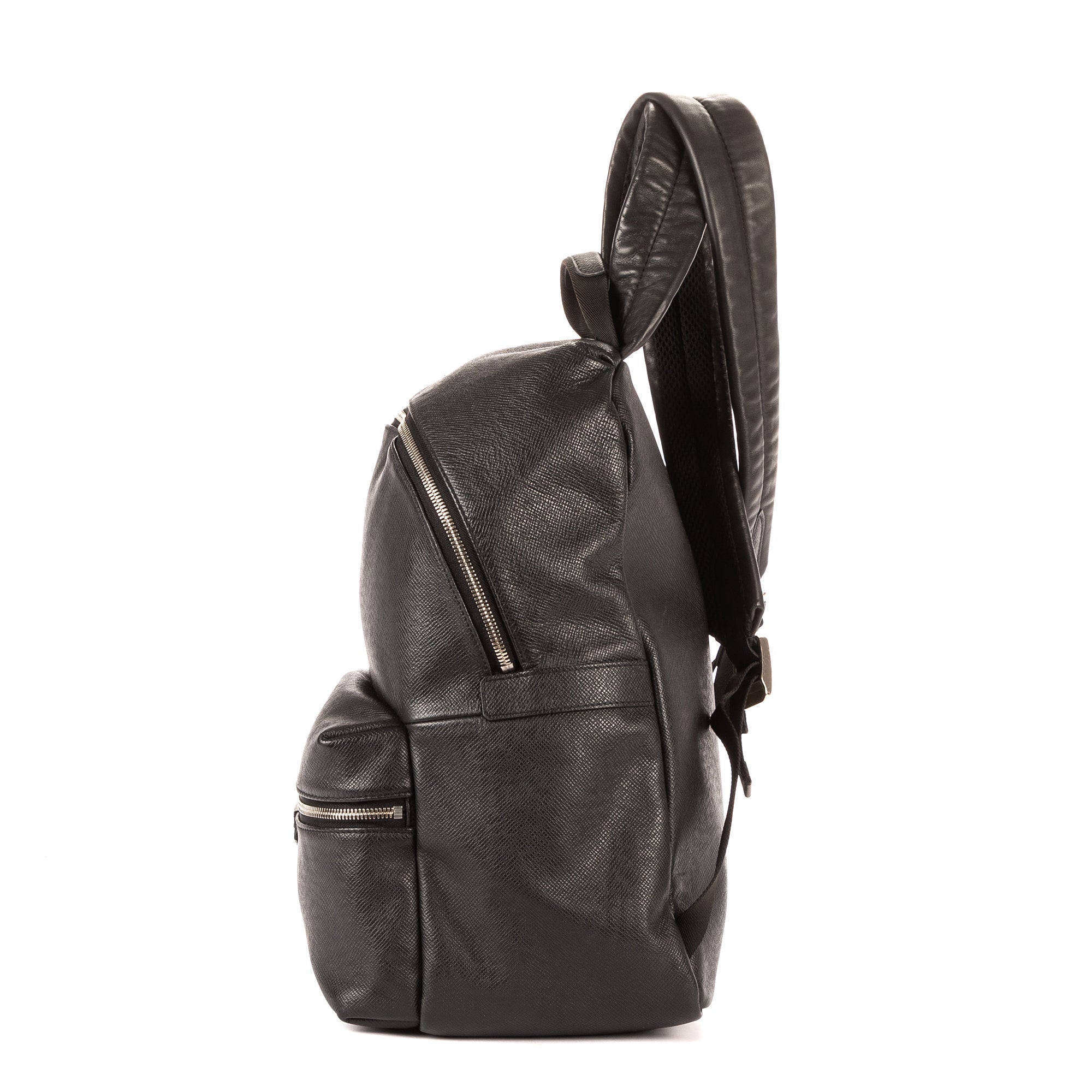 Mochila Discovery de piel Taiga negra