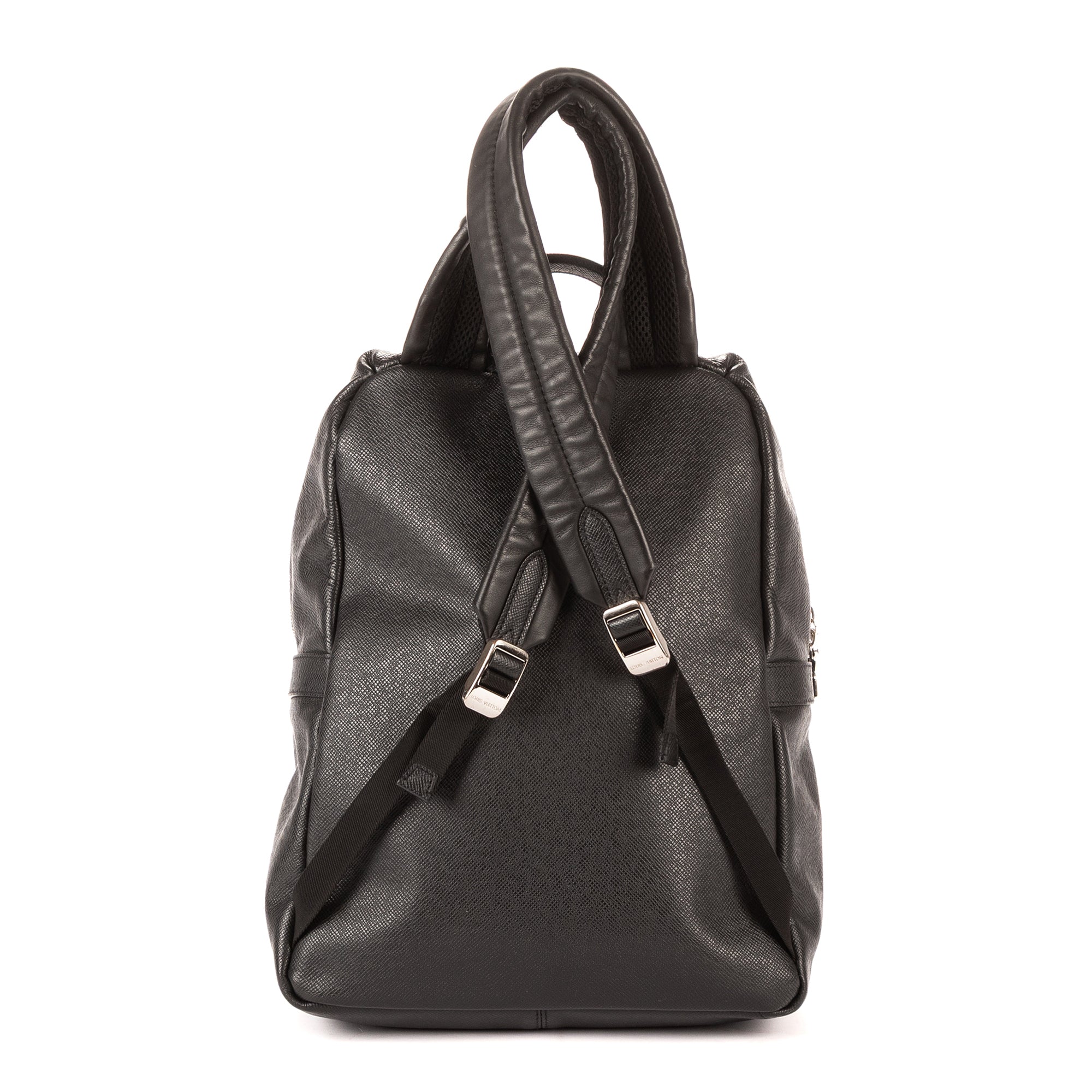 Mochila Discovery de piel Taiga negra