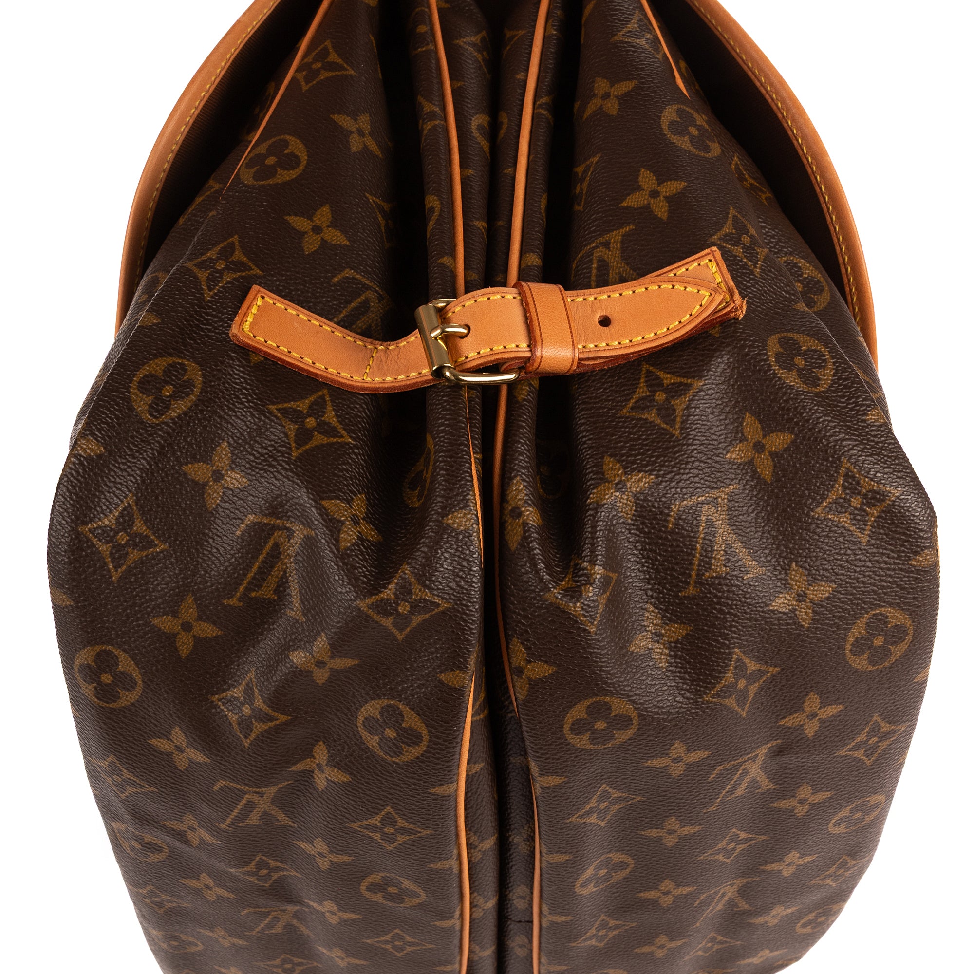 Crossbody Saumur GM Brown Monogram Canvas
