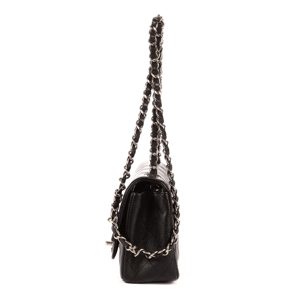 Bolso de Hombro Clásico Mini Solapa Piel Granulada Negra Caviar