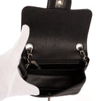 Bolso de Hombro Clásico Mini Solapa Piel Granulada Negra Caviar