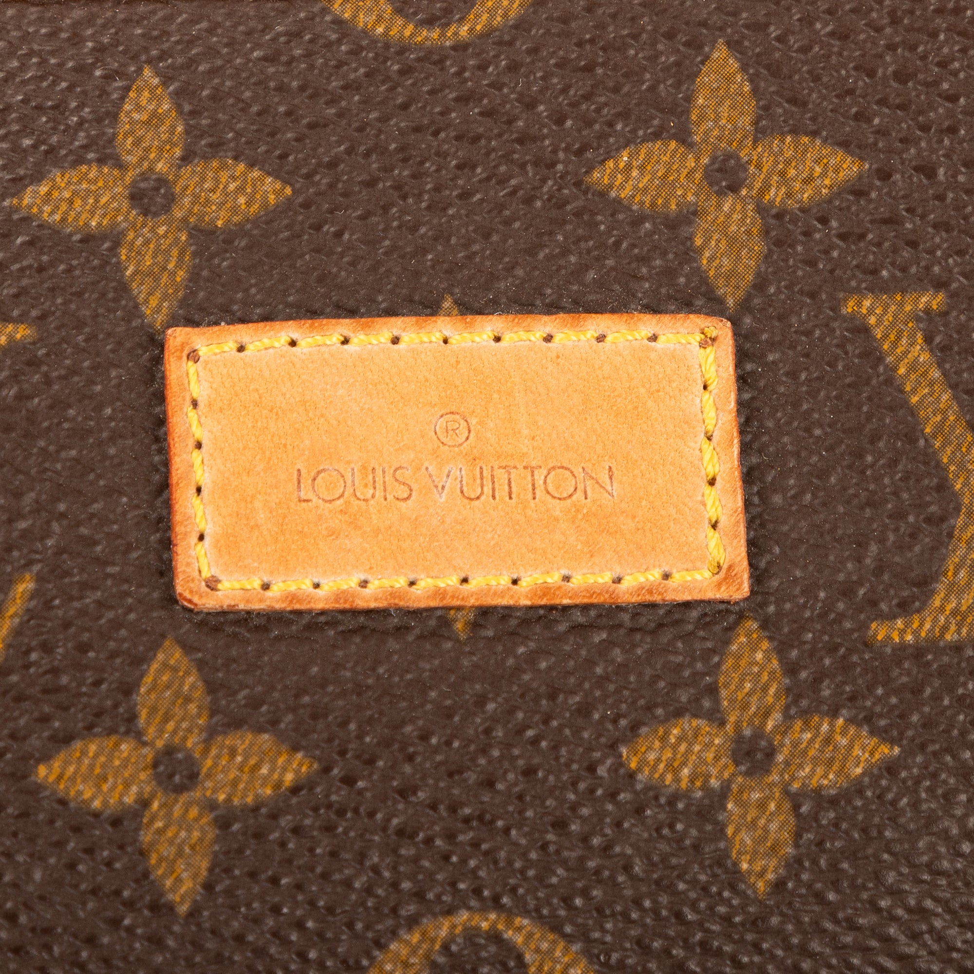 Bolso de hombro Saumur GM Lona Monogram Marrón