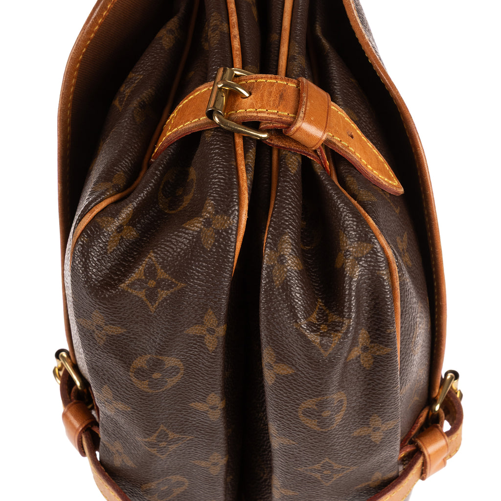 Crossbody Saumur PM Brown Monogram Canvas