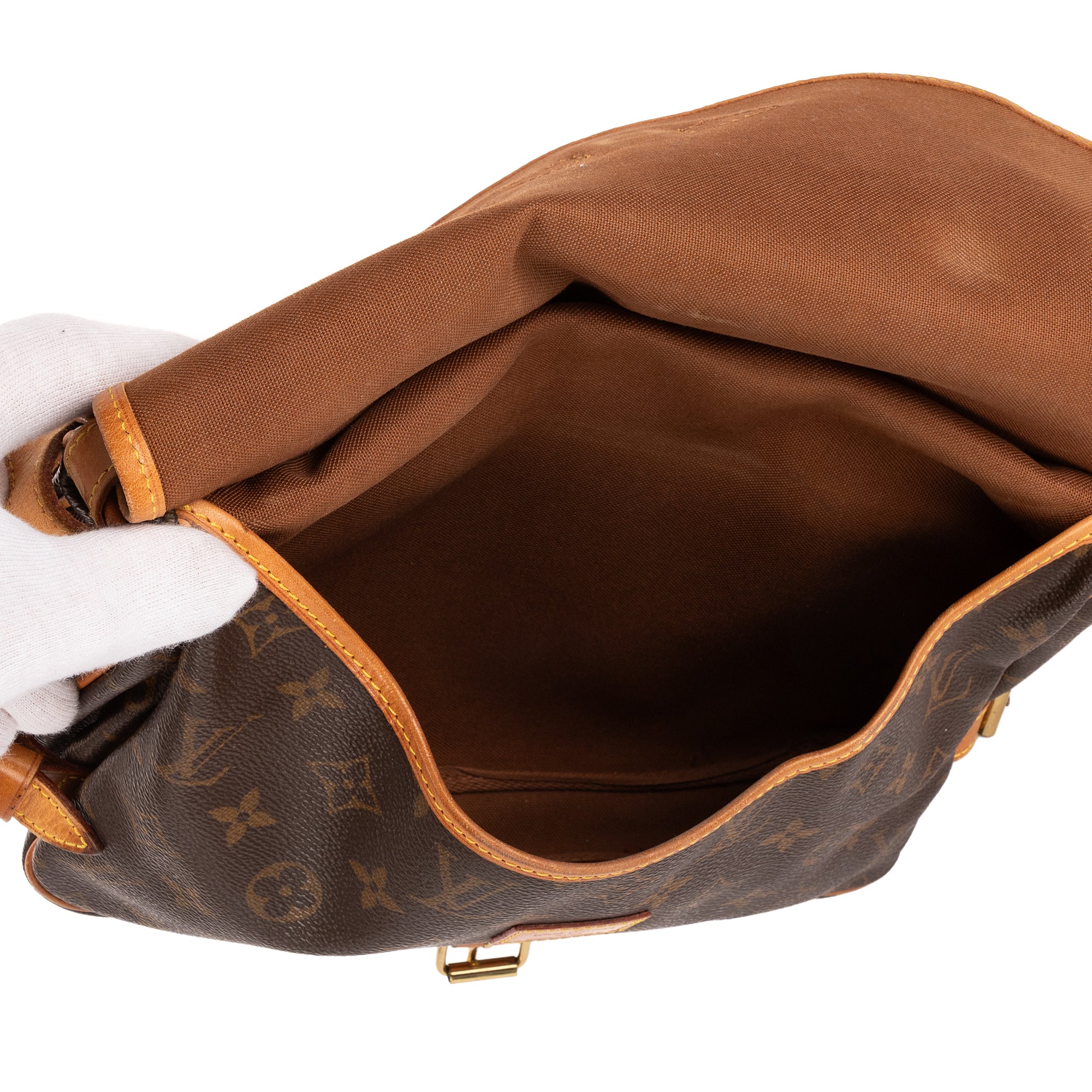 Crossbody Saumur PM Brown Monogram Canvas
