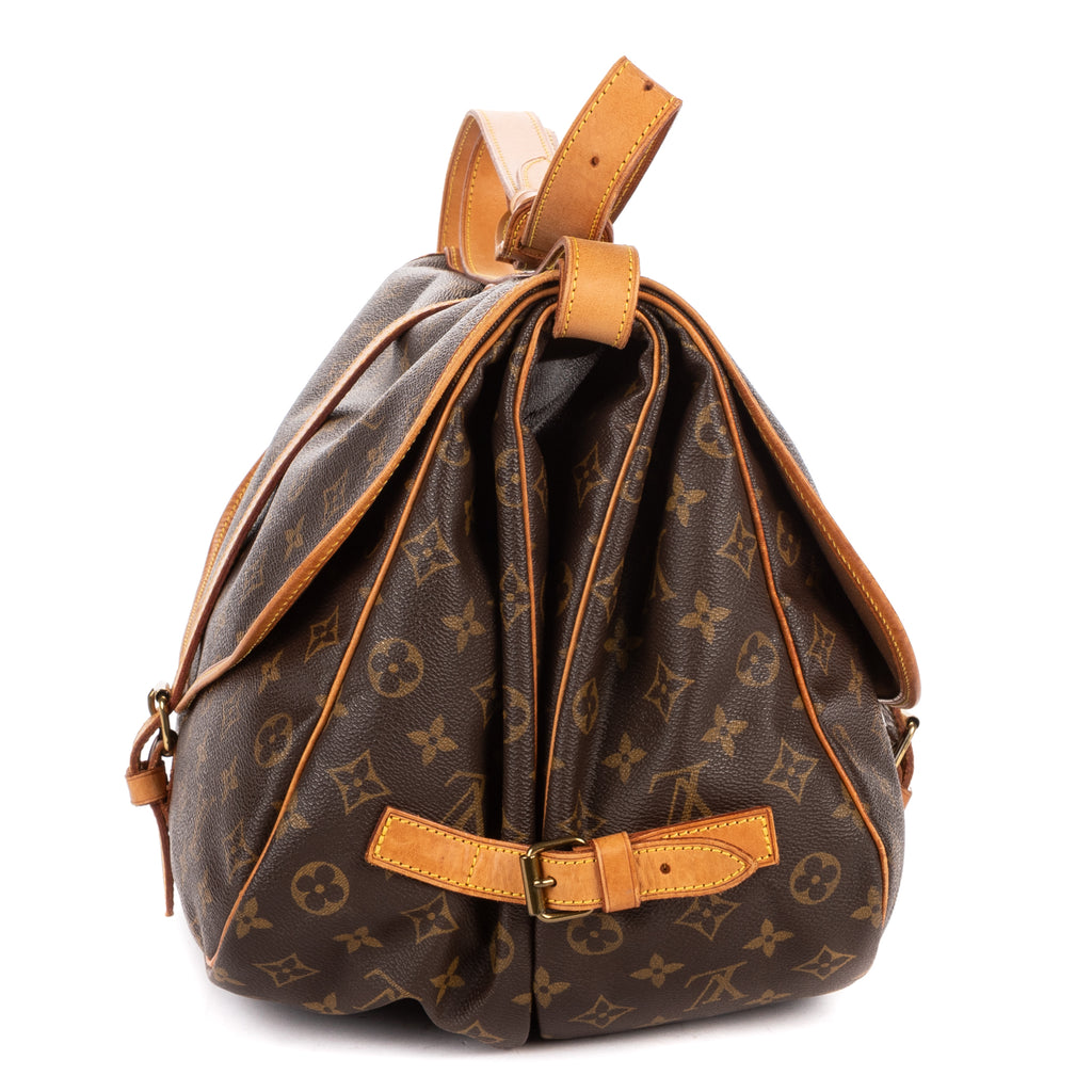 Crossbody Saumur GM Brown Monogram Canvas
