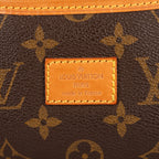 Crossbody Saumur GM Brown Monogram Canvas