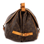 Crossbody Saumur GM Brown Monogram Canvas