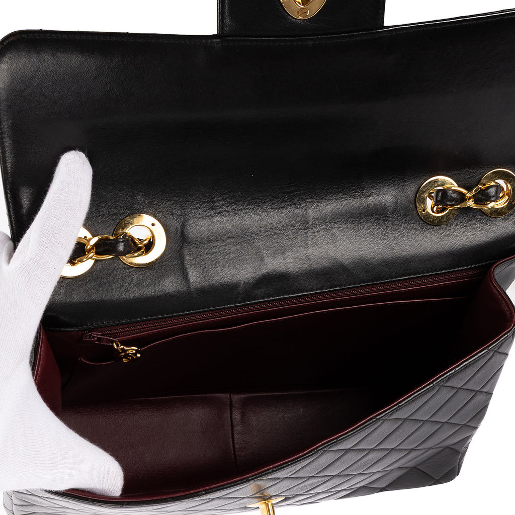 Bolso de Hombro Vintage Jumbo Negro Piel Lisa Acolchada