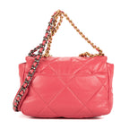 Bolso de Hombro Clásico 19 con Solapa Pequeño de Piel de Cordero Acolchada Rosa
