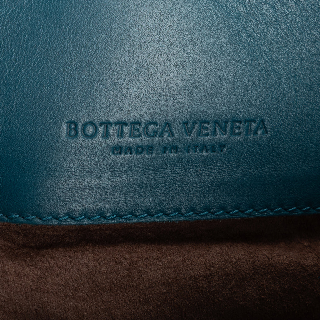 Bolso de mano Intreciatto Roma de cuero Intrecciato azul mediano
