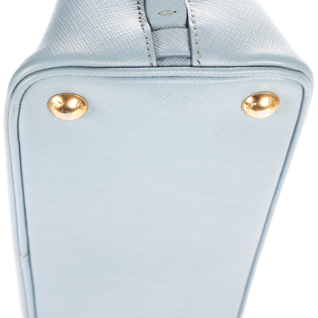 Bolso de Hombro Pequeño Promenade de Piel Saffiano Azul
