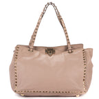 Bolso de mano Rockstud Tote Cuero de becerro tachonado rosa claro
