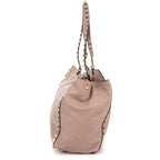 Bolso de mano Rockstud Tote Cuero de becerro tachonado rosa claro