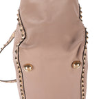 Bolso de mano Rockstud Tote Cuero de becerro tachonado rosa claro