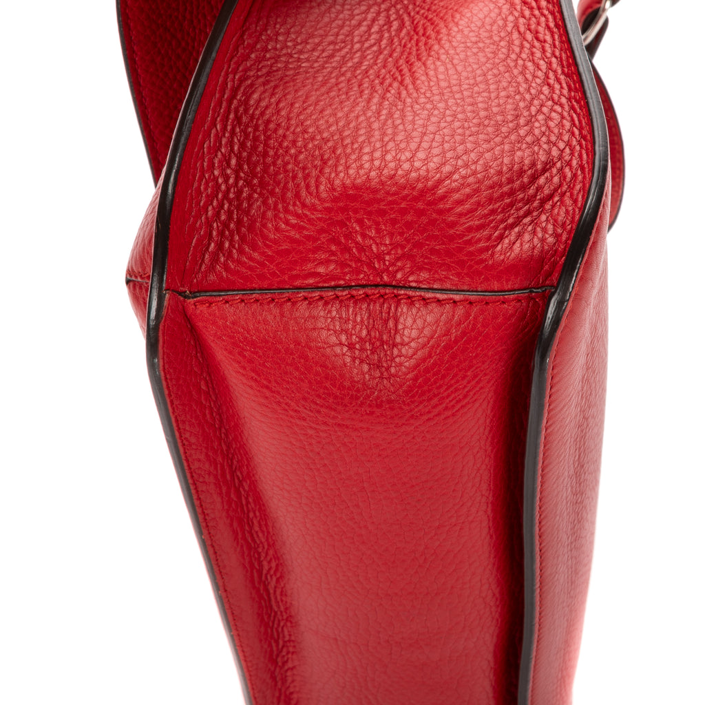 Shoulder Bag Bamboo Tassel Daily Flap Red Grained Calfskin Leather