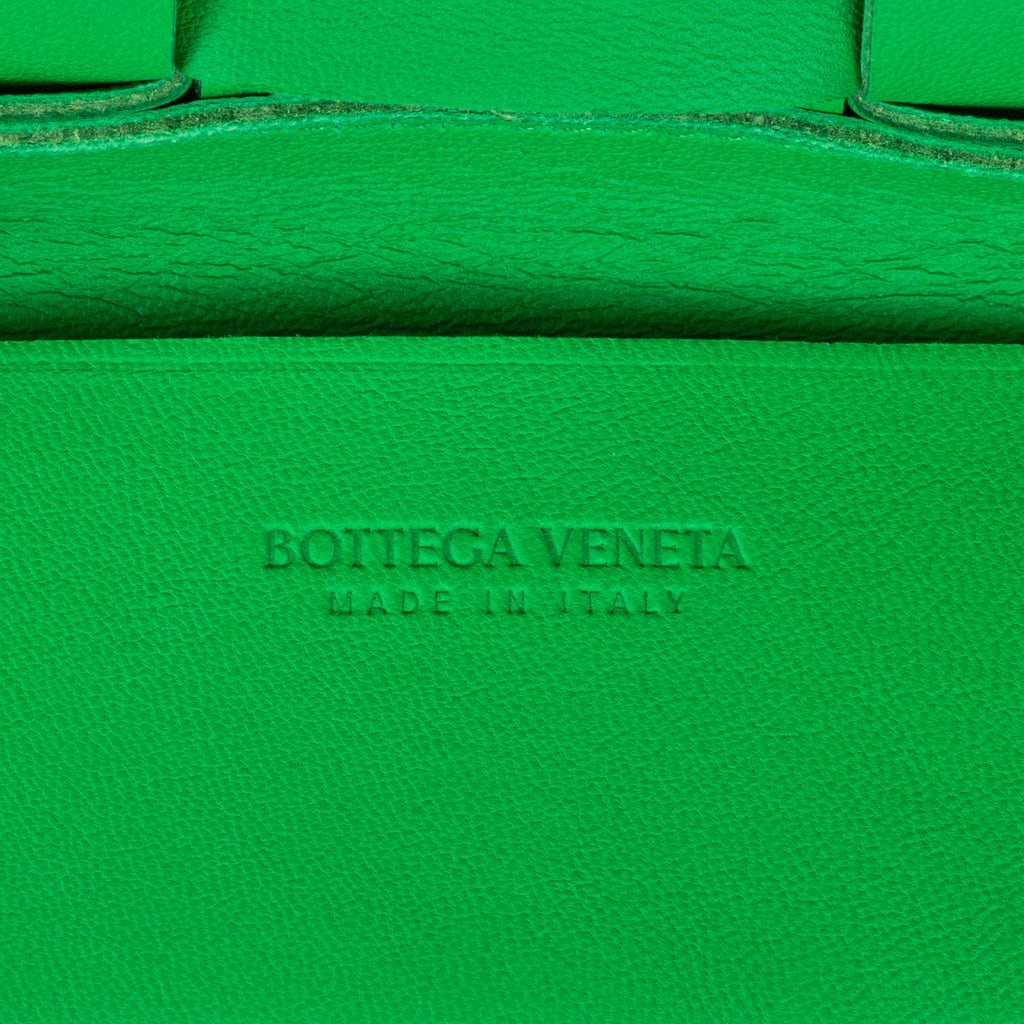 Shoulder Bag Micro Candy Cassette Crossbody Micro Green Intrecciato Leather