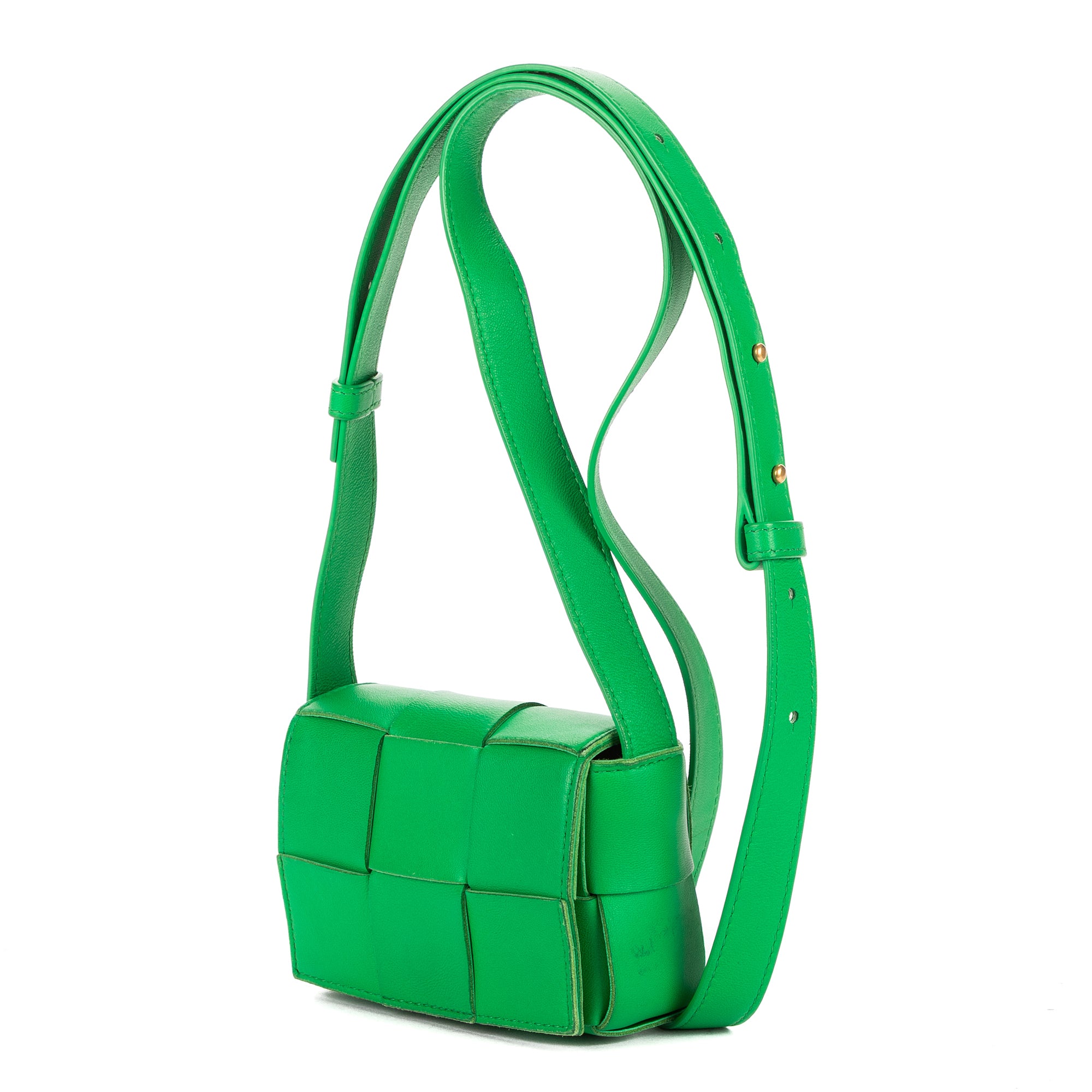 Sac à bandoulière Micro Candy Cassette Crossbody en cuir Intrecciato vert