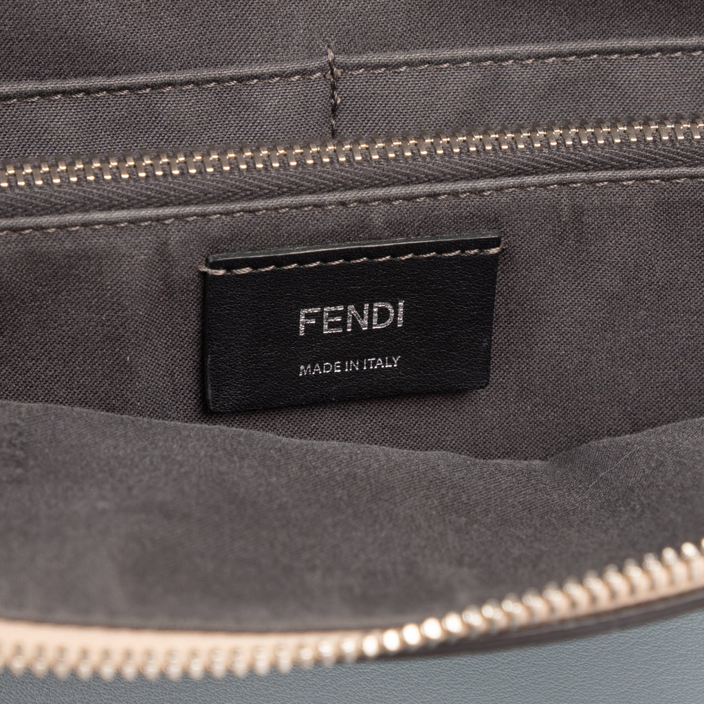 Sac porté épaule By The Way Medium en cuir de veau souple bleu clair