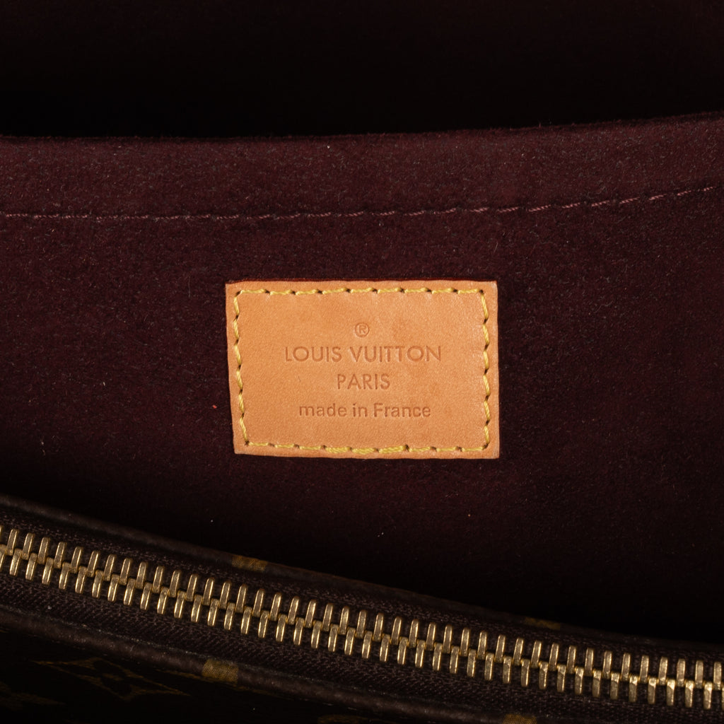 Shoulder Bag Montaigne MM Brown Monogram Canvas