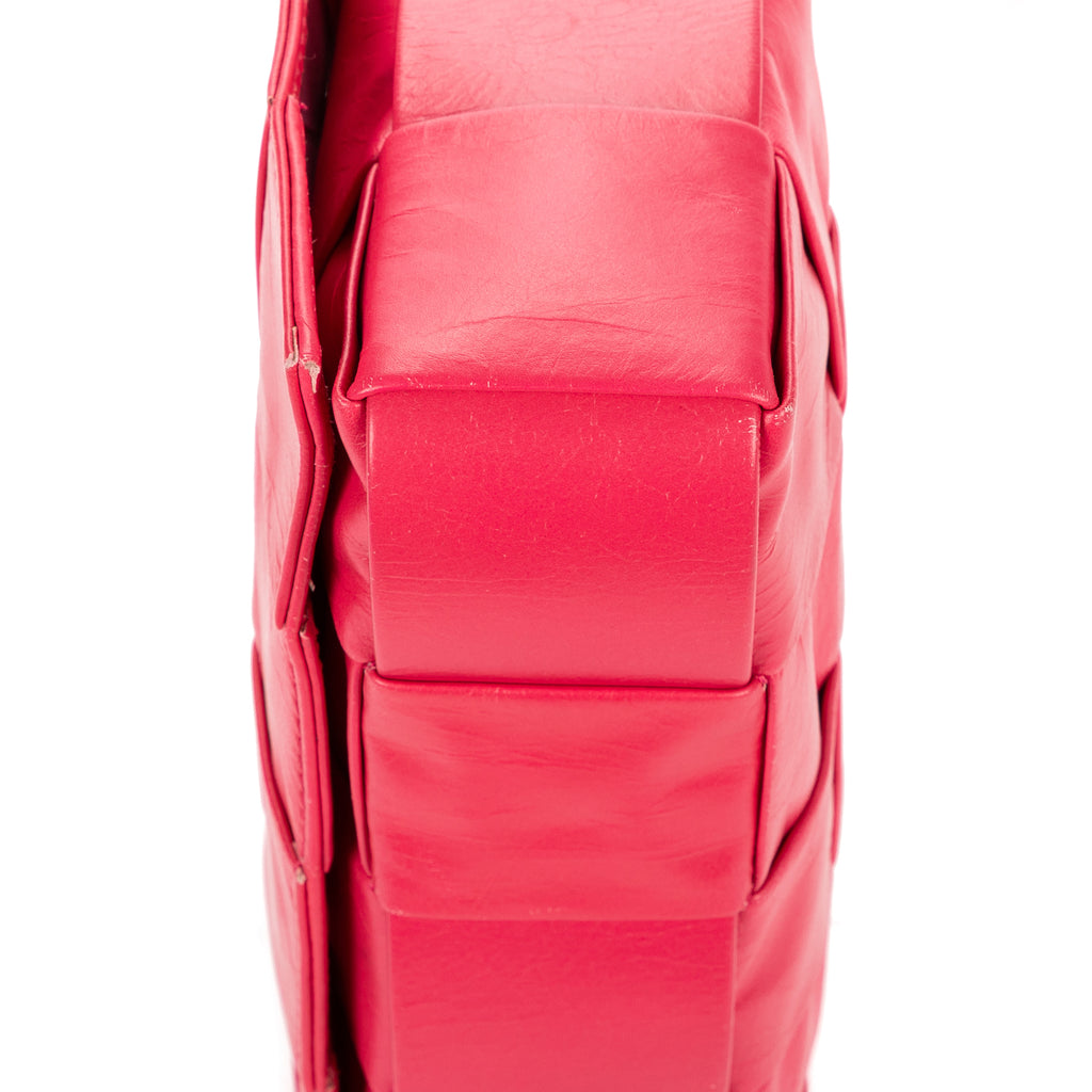 Shoulder Bag Small Cassette Crossbody Small Pink Intrecciato Leather