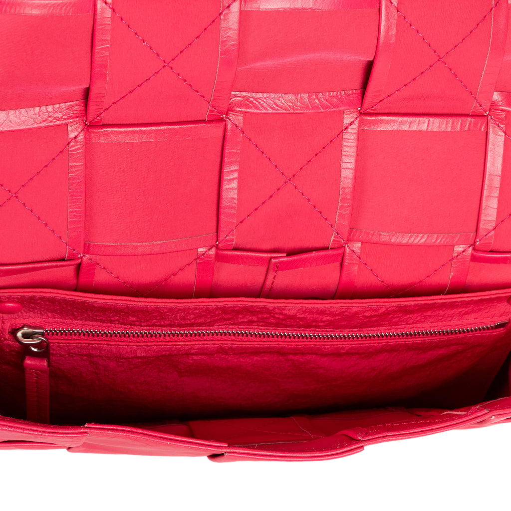 Shoulder Bag Small Cassette Crossbody Small Pink Intrecciato Leather