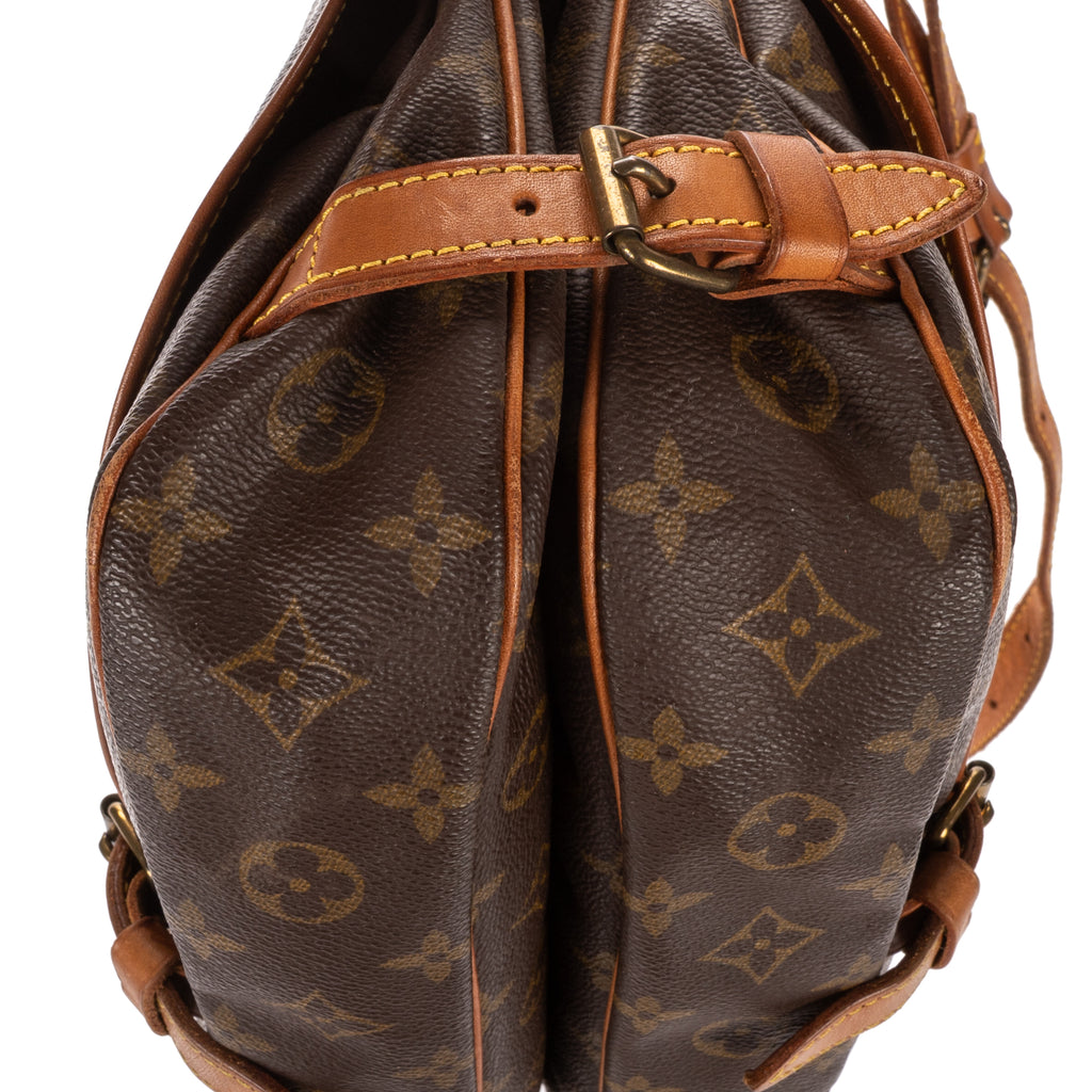 Shoulder Bag Saumur 25 Brown Monogram Canvas