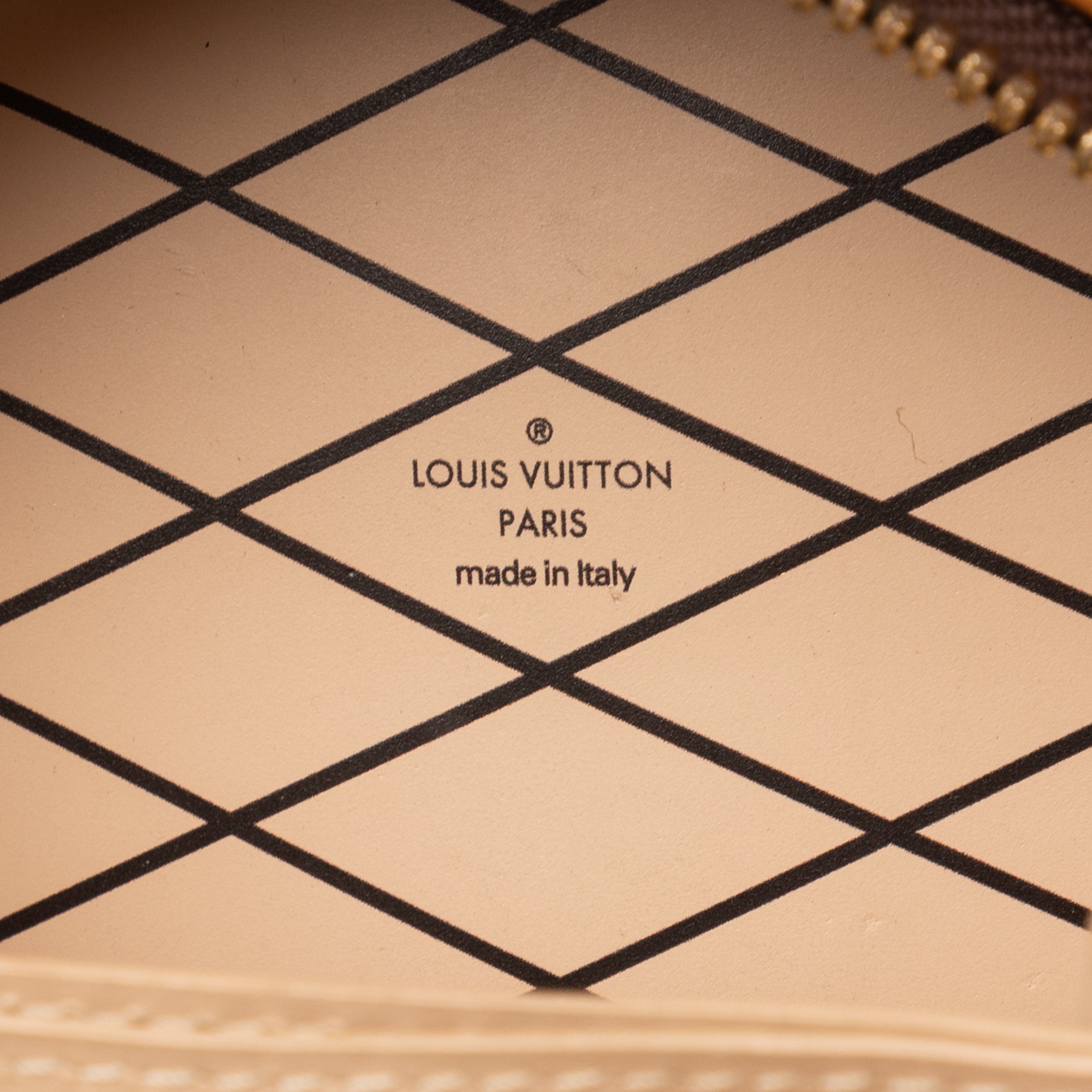 Shoulder Bag Mini Boite Chapeau Crossbody Mini Brown Monogram Canvas
