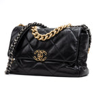 Shoulder Bag Classic 19 Flap Large Black Calfskin Quilted Leather