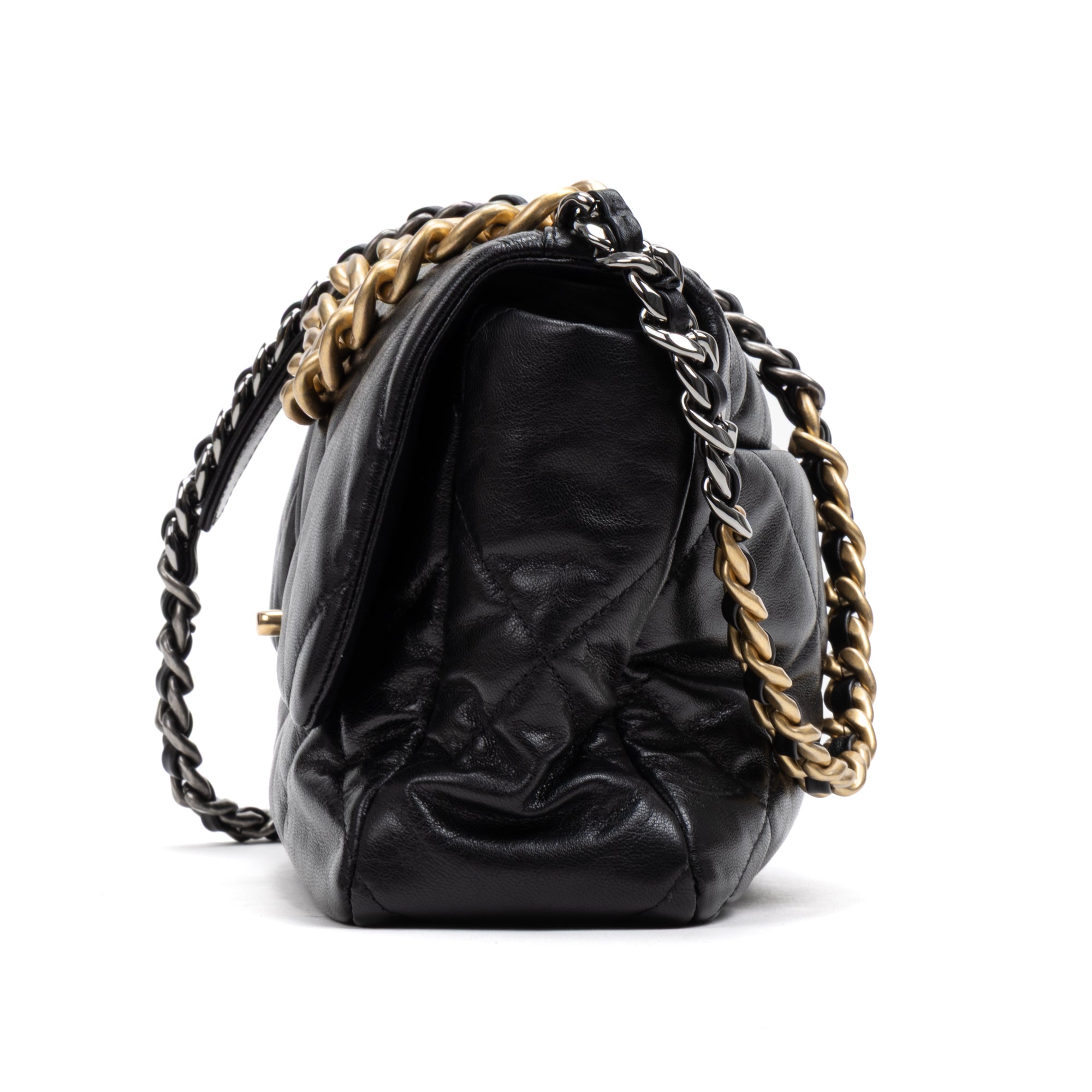 Shoulder Bag Classic 19 Flap Large Black Calfskin Quilted Leather