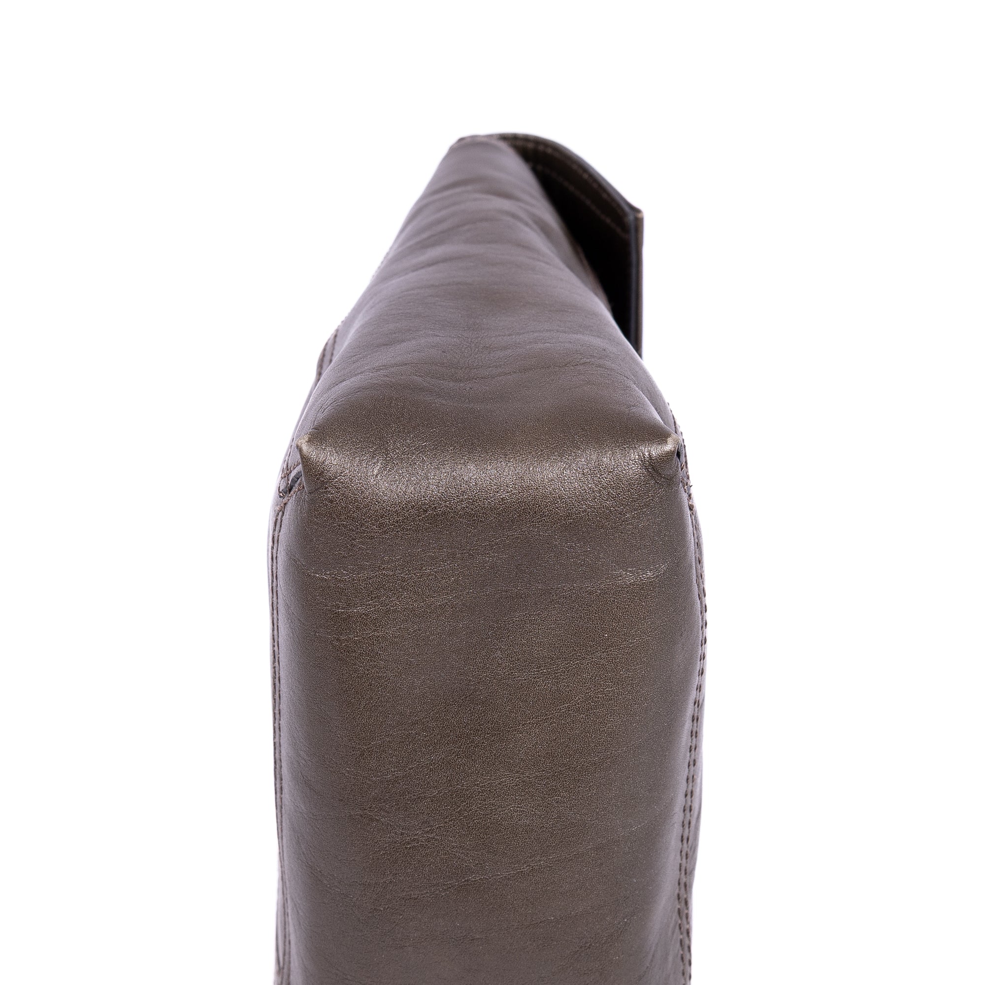 Shoulder Bag Maxi Baguette Flap Grey Calfskin Leather