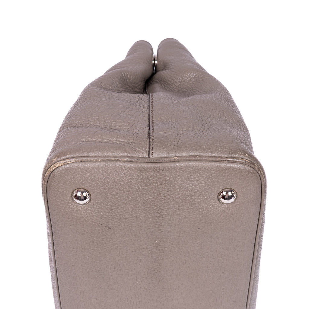 Handbag Medium Convertible Tote Grey Vitello Daino Leather
