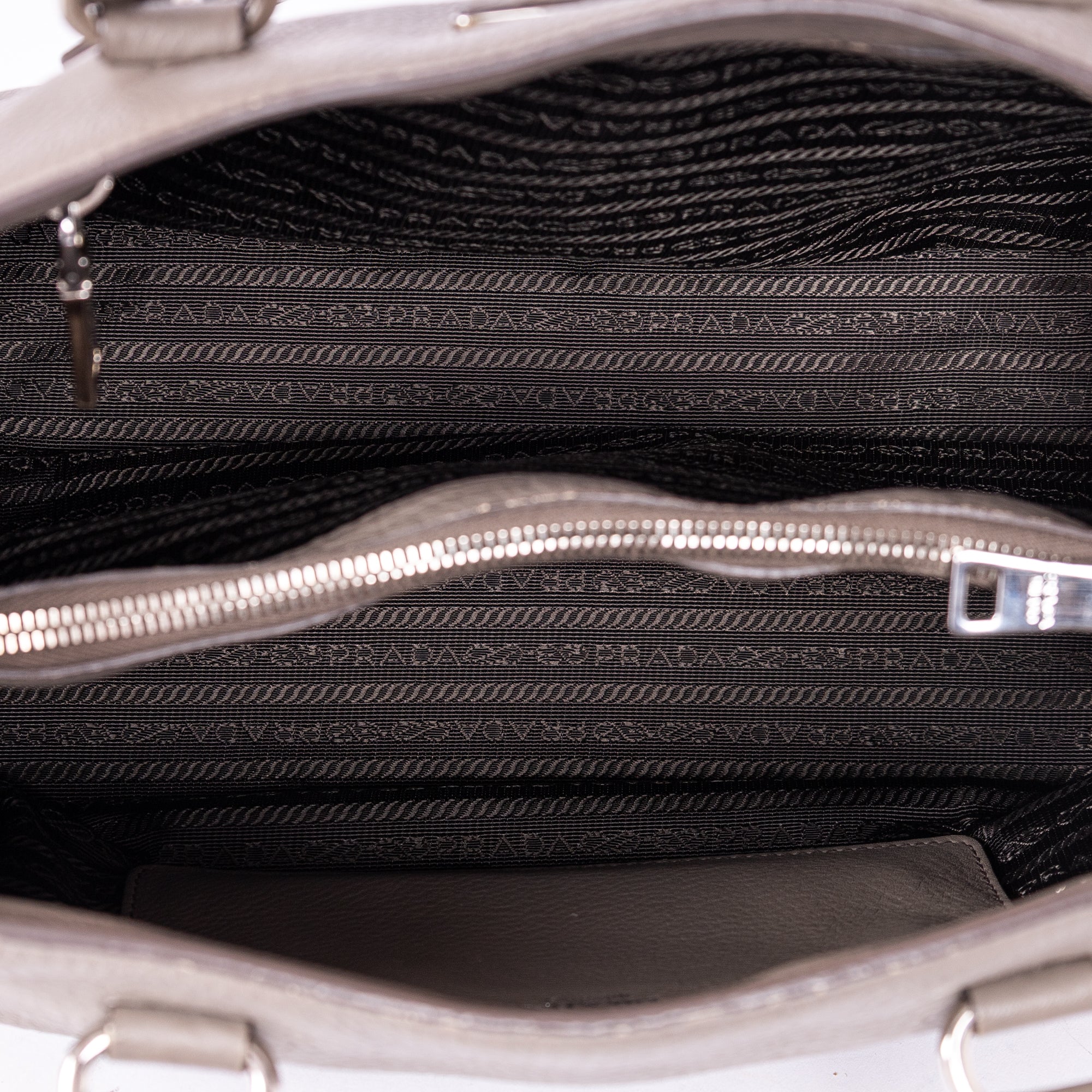 Handbag Medium Convertible Tote Grey Vitello Daino Leather
