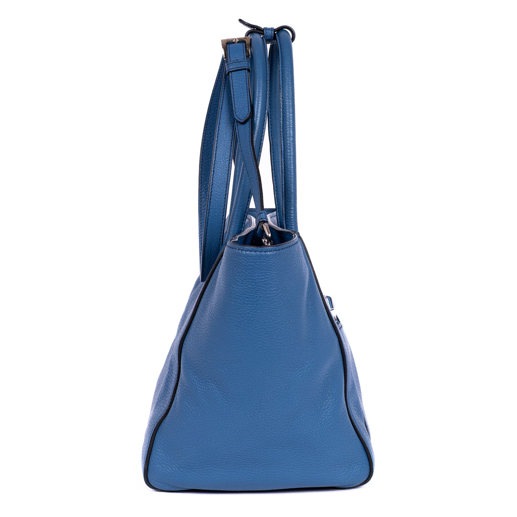 Shoulder Bag Twin Pockets Tote Blue Vitello Daino Leather