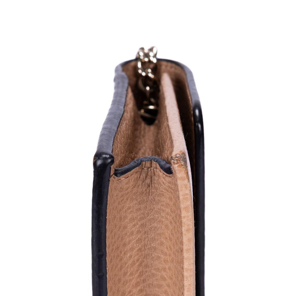 Shoulder Bag Interlocking G Chain Wallet Mini Beige Calfskin Grained Leather
