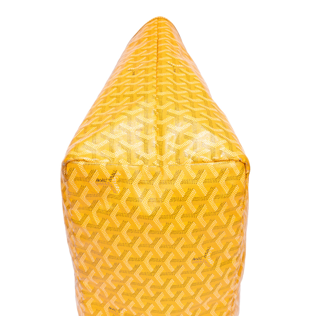 Handbag Saint Louis GM Yellow Goyardine Leather