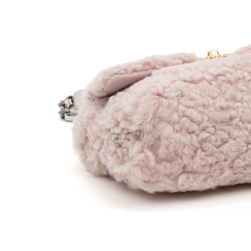 Shoulder Bag Rare Shearling 19 Classic Flap Pink Shearling Canvas