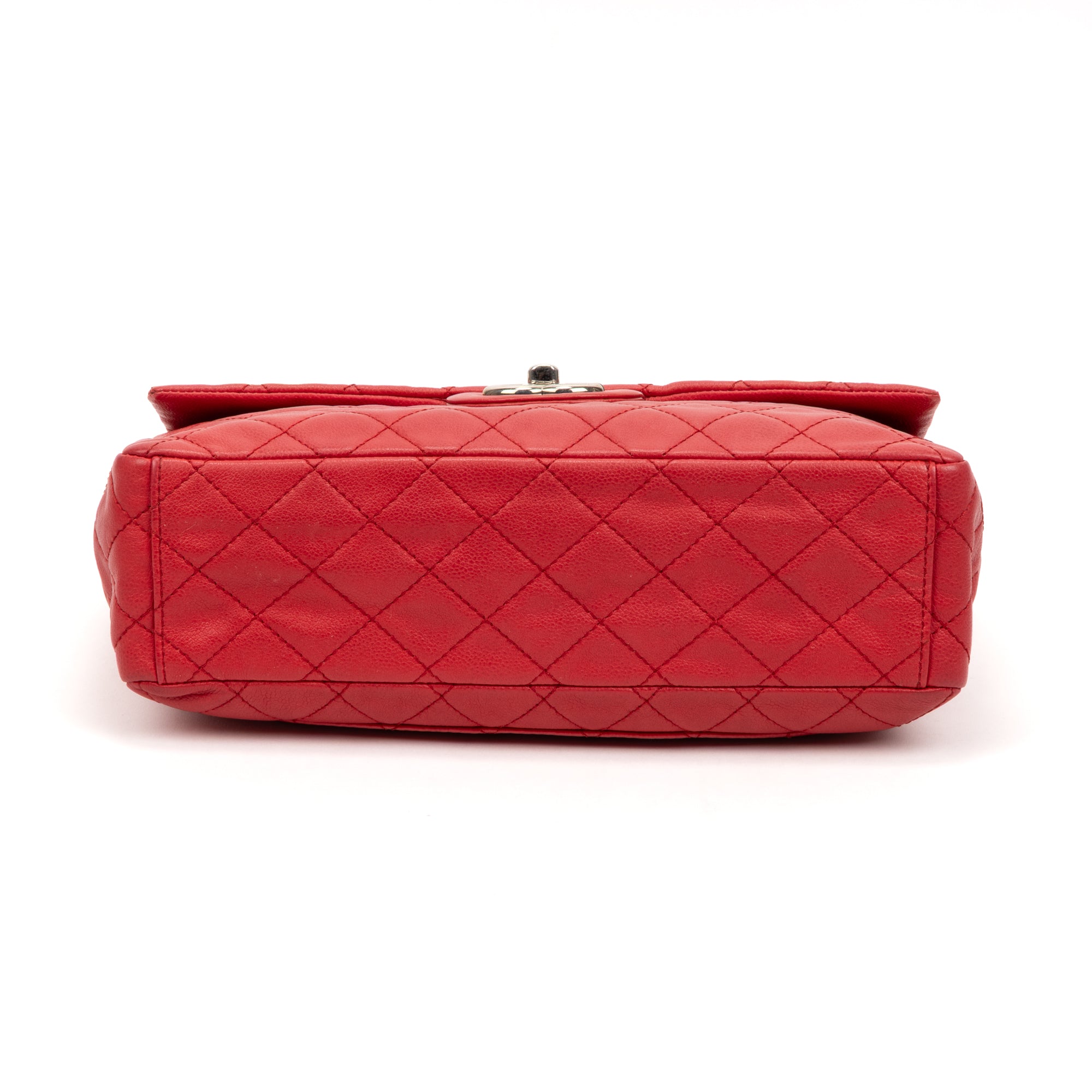 Shoulder Bag Classic Soft Flap Maxi Red Caviar Quilted Leather