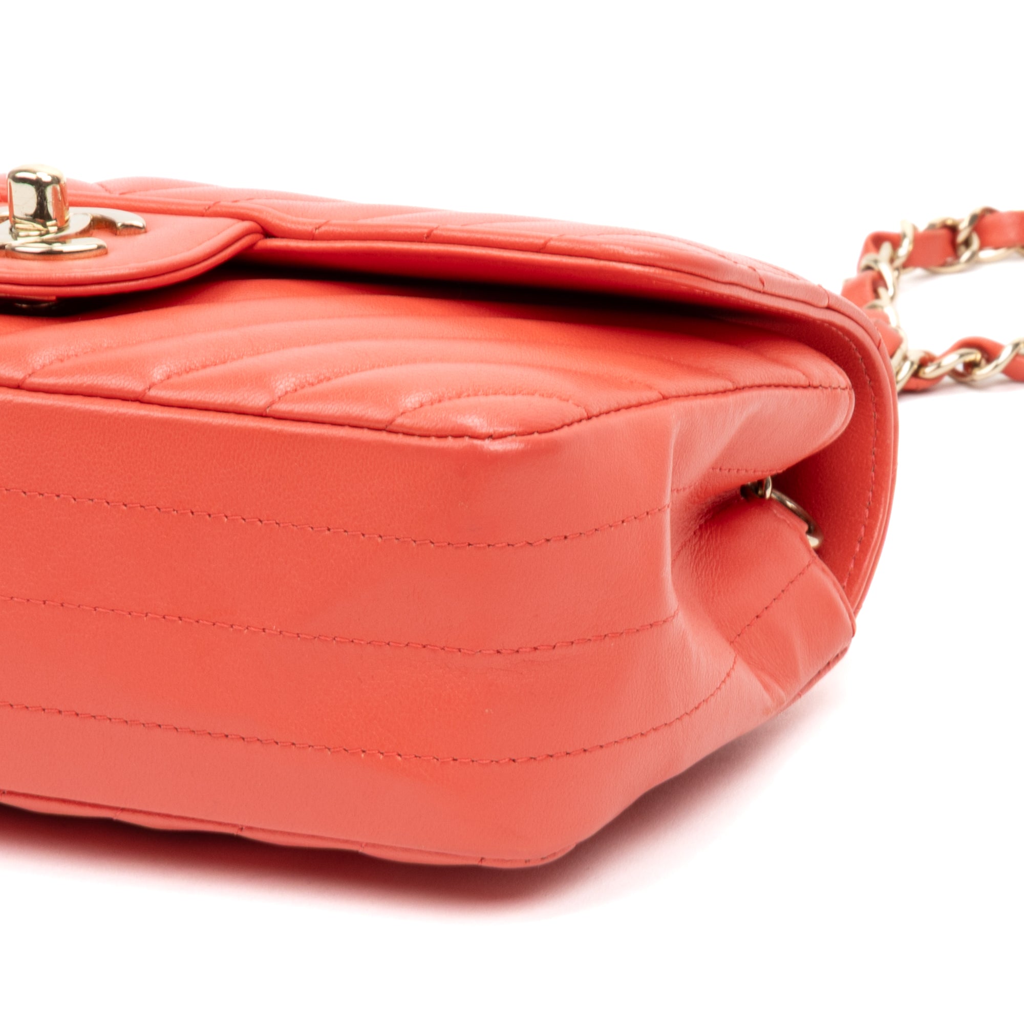 Shoulder Bag Classic Single Flap Pink Lambskin Chevron Quilted Leather