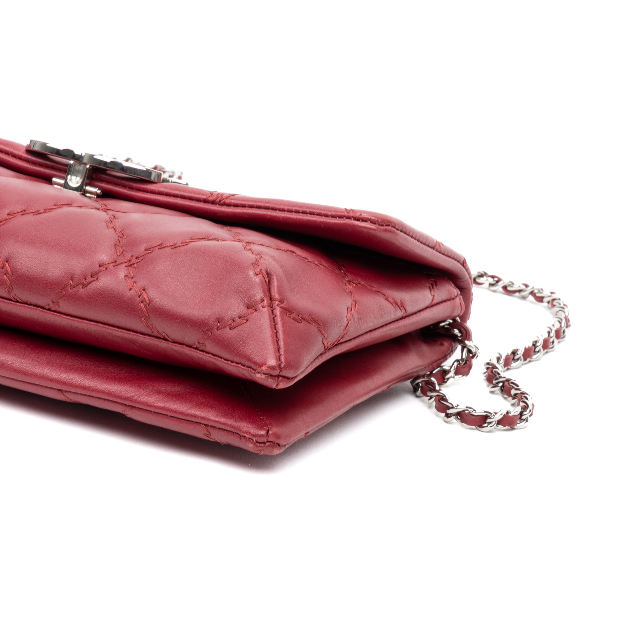 Handbag Hamptons Flap Top Handle Red Calfskin ZigZag Quilted Leather
