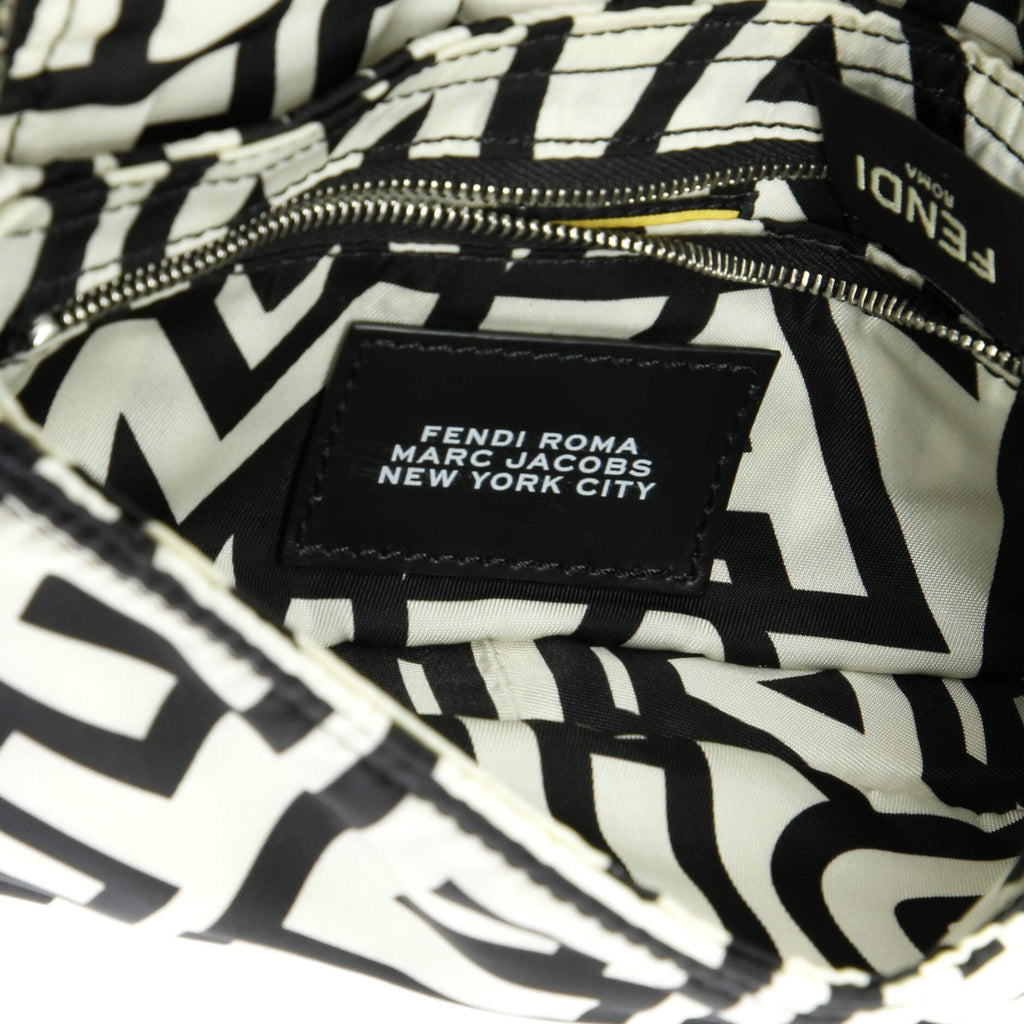Shoulder Bag Marc Jacobs Baguette NM White Printed Nylon Canvas